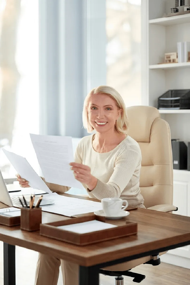 woman completed california divorce forms